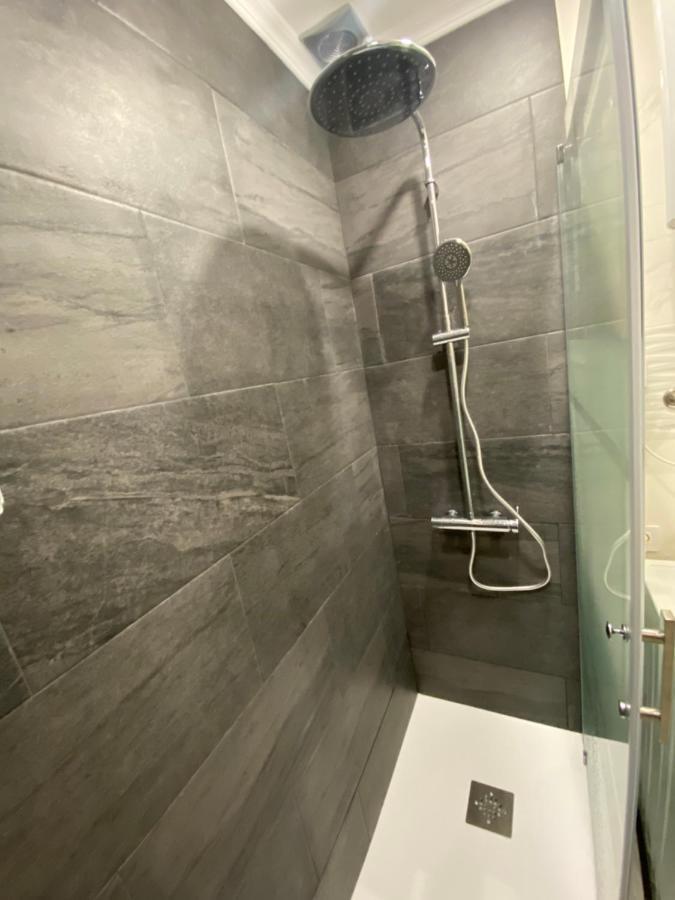 Orihuela Costa 2-Bedroom 1-Bath Renovated Vacation Rental On La Zenia Beach Exterior foto