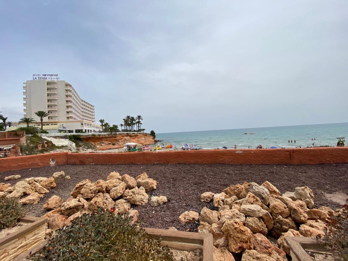 Orihuela Costa 2-Bedroom 1-Bath Renovated Vacation Rental On La Zenia Beach Exterior foto
